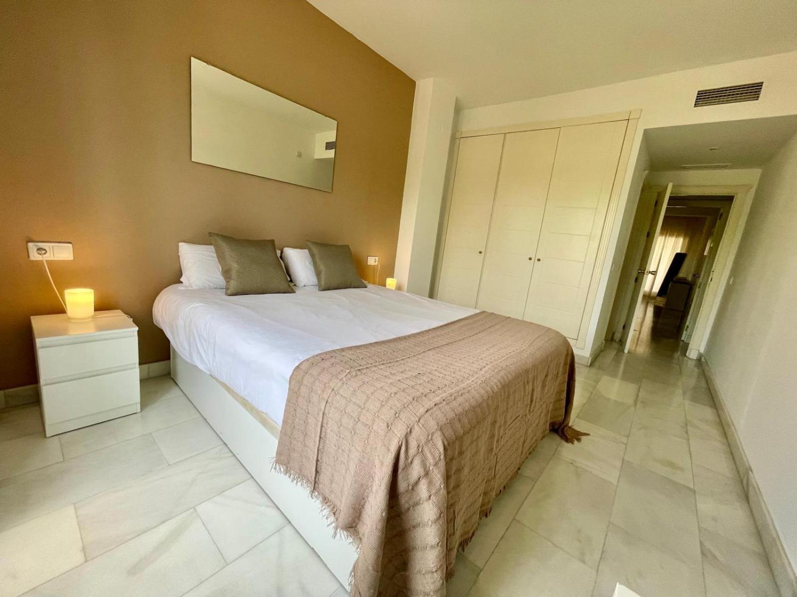 Solguest Apt A 7 Minutos De Puerto Banus 1ª Linea Playa!!! Marbella Dış mekan fotoğraf
